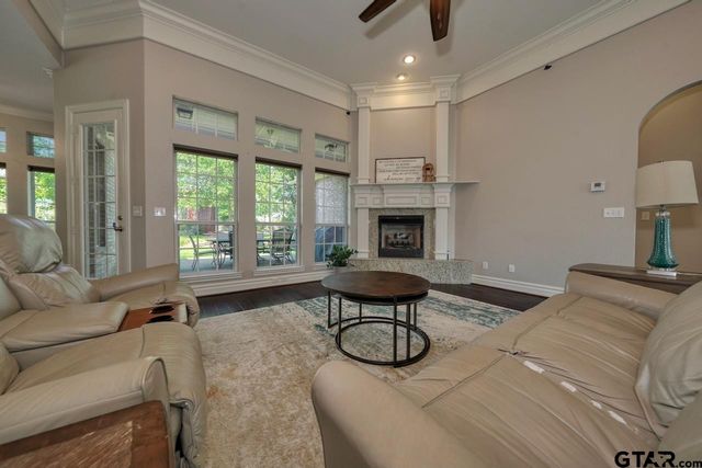 12971 Winding Oak, Lindale, TX 75771