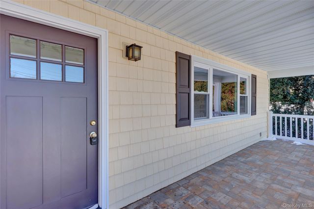 519 Advent Street, Westbury, NY 11590