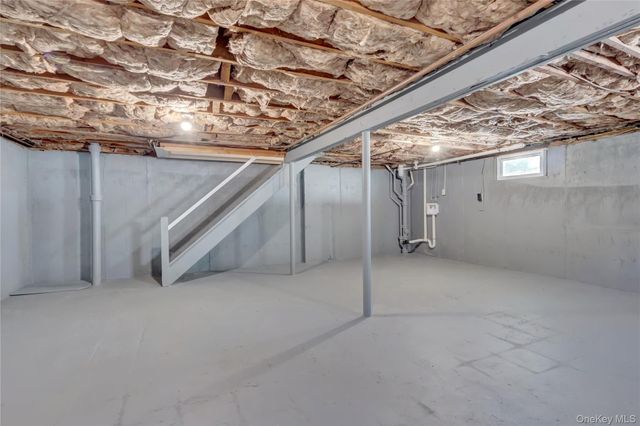 519 Advent Street, Westbury, NY 11590