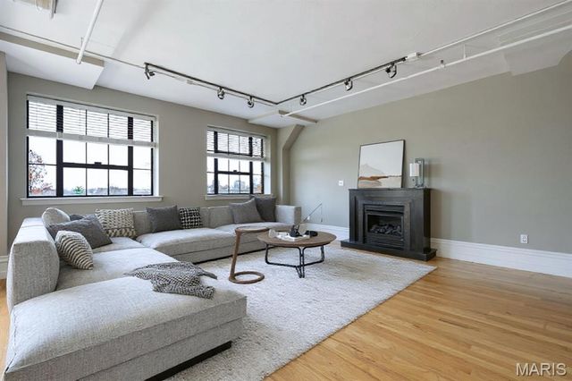 4901 Washington Boulevard 4B, St Louis, MO 63108