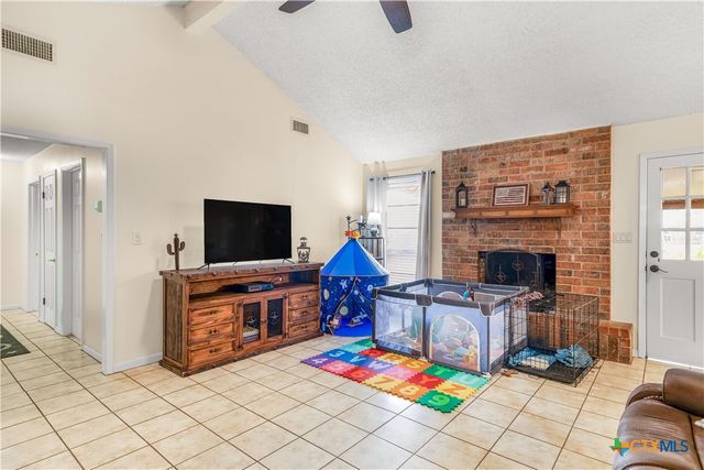 307 Pheasant Drive, Victoria, TX 77905