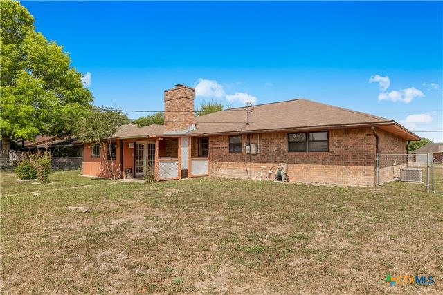 307 Pheasant Drive, Victoria, TX 77905