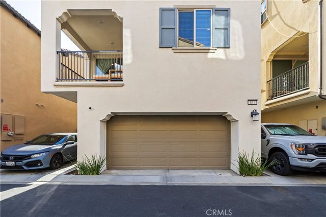 831 Wintergreen Way, Upland, CA 91786