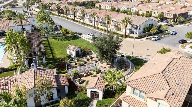 831 Wintergreen Way, Upland, CA 91786