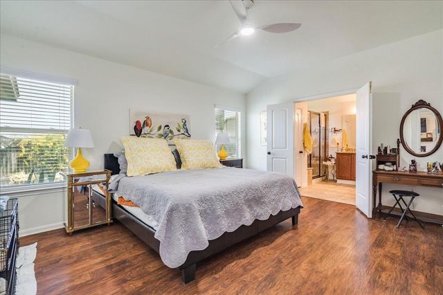 17912 Linkhill DR, Dripping Springs, TX 78620