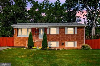 2006 CUMBERLAND DR, Woodbridge, VA 22191