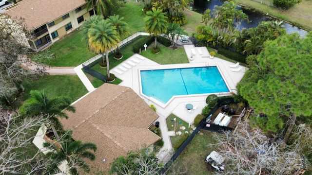 13055 Albright Court 20, Wellington, FL 33414