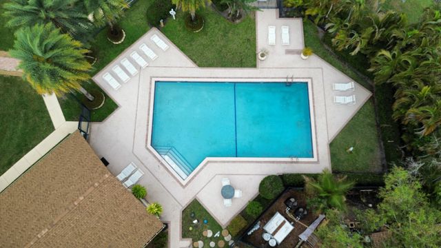 13055 Albright Court 20, Wellington, FL 33414