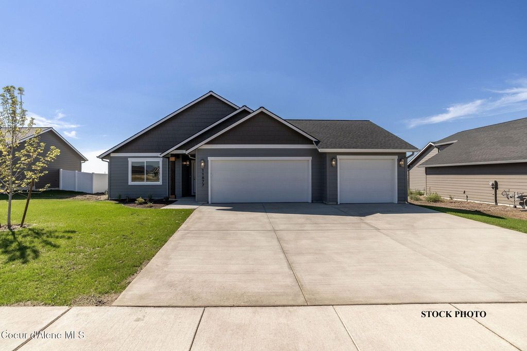 11890 N ENTWISTLE WAY, Rathdrum, ID 83858