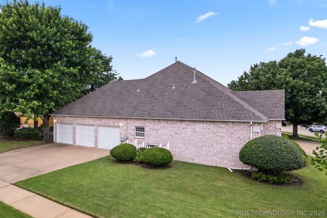 6101 W Orlando Street, Broken Arrow, OK 74011