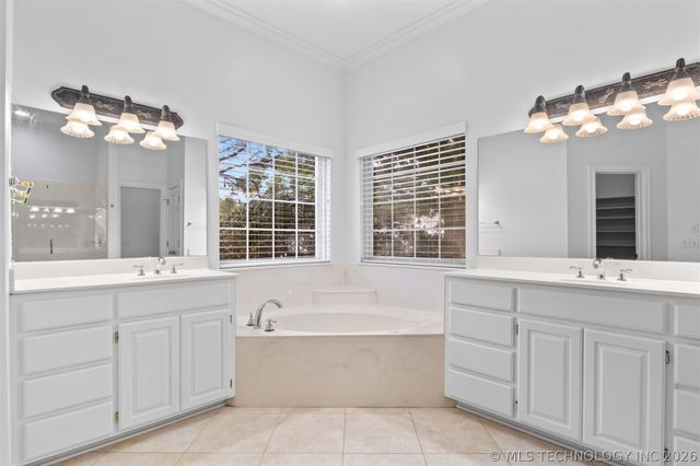 6101 W Orlando Street, Broken Arrow, OK 74011