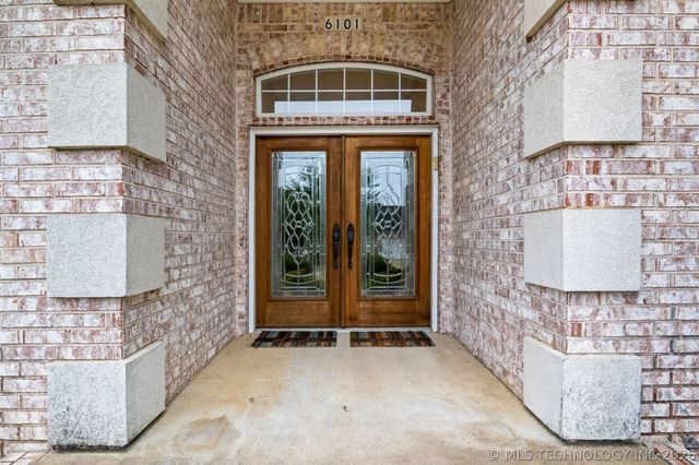 6101 W Orlando Street, Broken Arrow, OK 74011