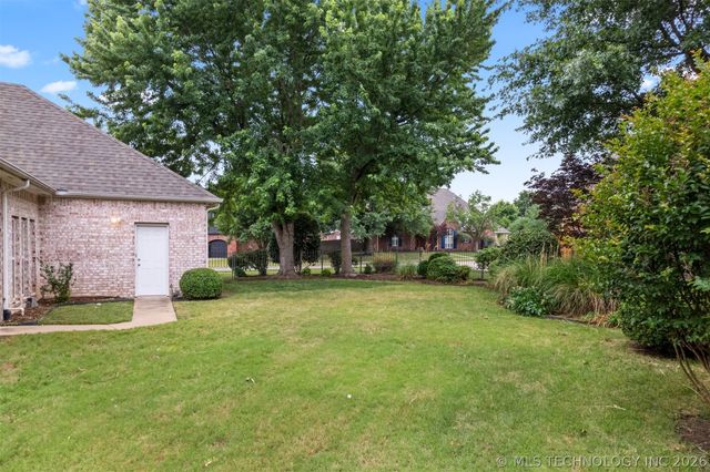 6101 W Orlando Street, Broken Arrow, OK 74011