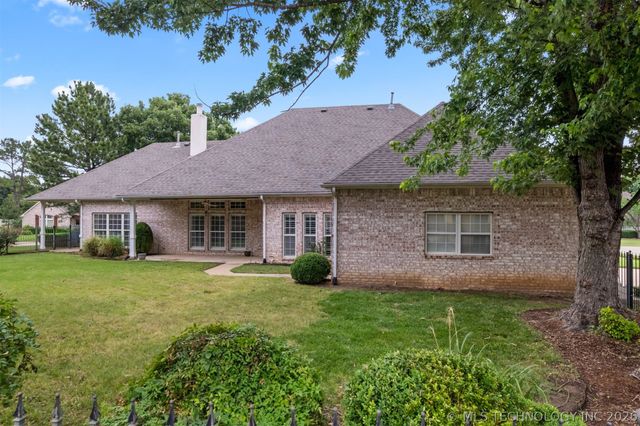 6101 W Orlando Street, Broken Arrow, OK 74011