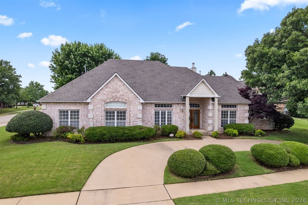 6101 W Orlando Street, Broken Arrow, OK 74011