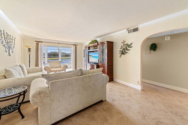 3204 Portofino Point H2, Coconut Creek, FL 33066