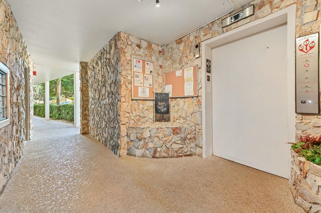 3204 Portofino Point H2, Coconut Creek, FL 33066