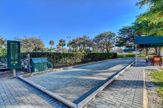 3204 Portofino Point H2, Coconut Creek, FL 33066