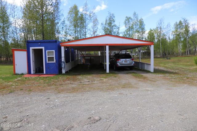 13600 W Maplewood Drive, Wasilla, AK 99623