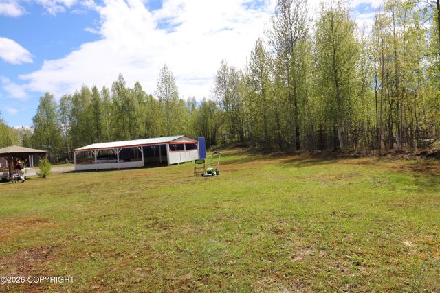 13600 W Maplewood Drive, Wasilla, AK 99623
