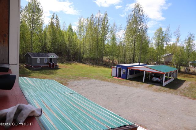 13600 W Maplewood Drive, Wasilla, AK 99623