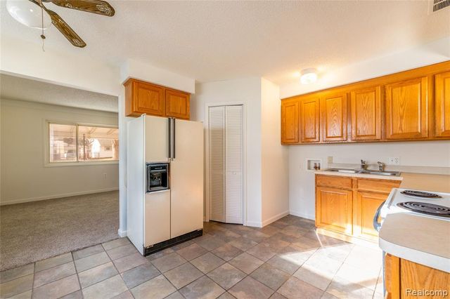 5907 William Street, Taylor, MI 48180