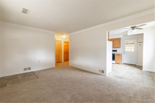 5907 William Street, Taylor, MI 48180