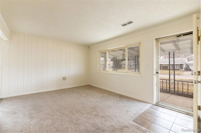 5907 William Street, Taylor, MI 48180