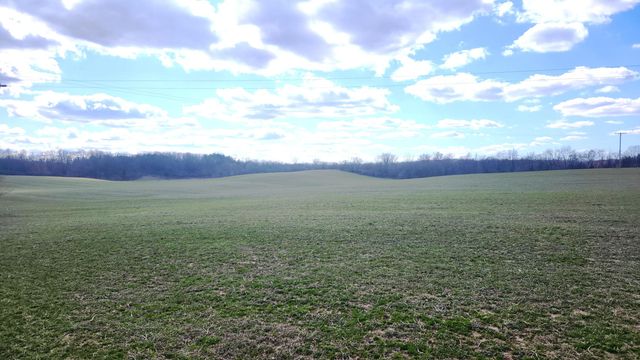 13245 Logan Road, Manchester, MI 48158