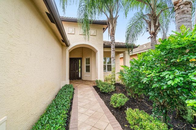 8214 Cloud Peak Drive, Boynton Beach, FL 33473
