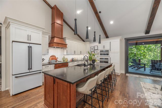 28 Garren View Drive, Fairview, NC 28730
