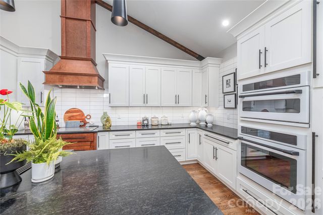 28 Garren View Drive, Fairview, NC 28730