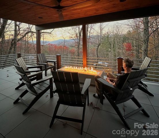 28 Garren View Drive, Fairview, NC 28730