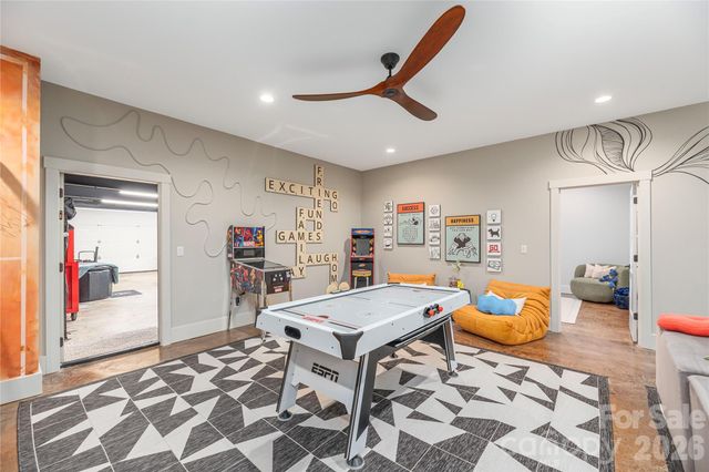 28 Garren View Drive, Fairview, NC 28730