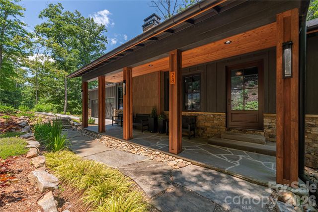 28 Garren View Drive, Fairview, NC 28730