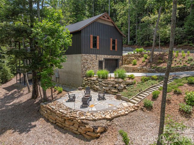 28 Garren View Drive, Fairview, NC 28730