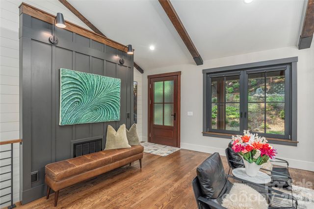 28 Garren View Drive, Fairview, NC 28730