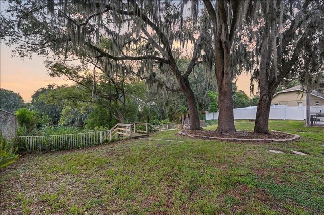 448 LAKE HARRIS DRIVE, Lakeland, FL 33813