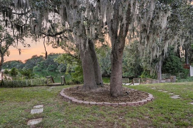 448 LAKE HARRIS DRIVE, Lakeland, FL 33813