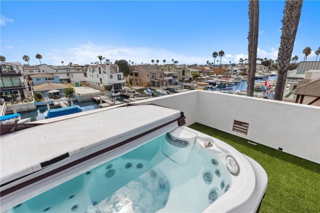 3915 Marcus Avenue, Newport Beach, CA 92663