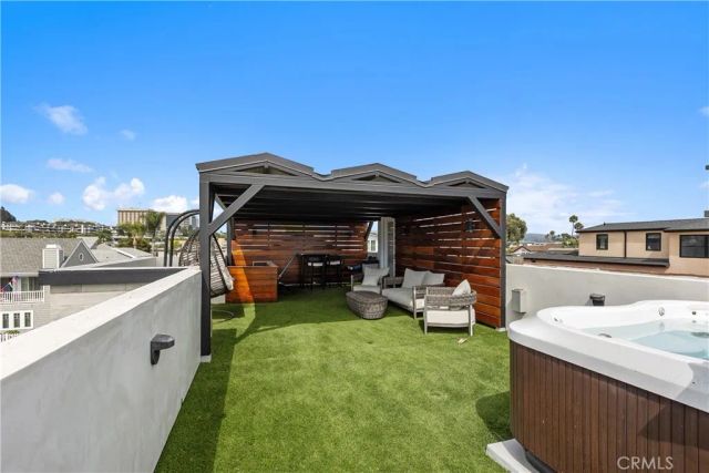 3915 Marcus Avenue, Newport Beach, CA 92663