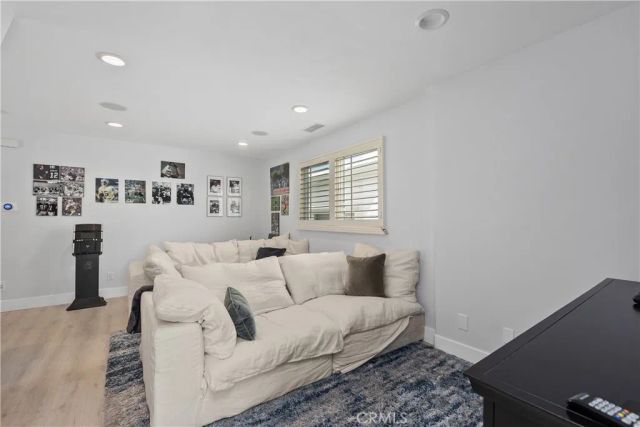 3915 Marcus Avenue, Newport Beach, CA 92663
