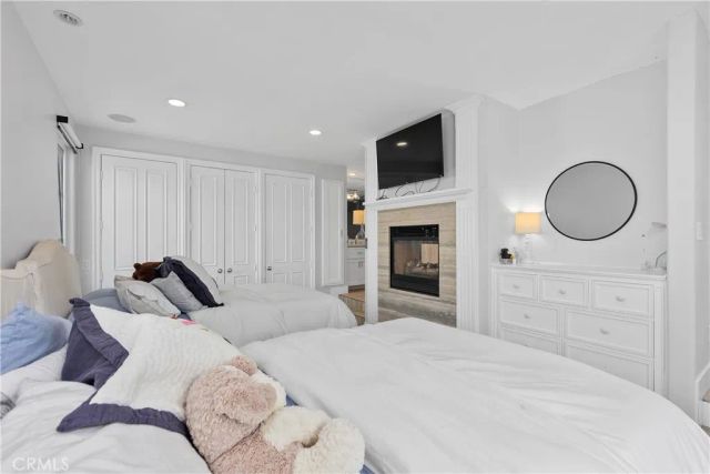 3915 Marcus Avenue, Newport Beach, CA 92663