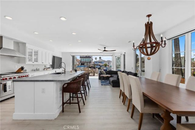 3915 Marcus Avenue, Newport Beach, CA 92663