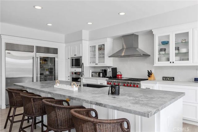 3915 Marcus Avenue, Newport Beach, CA 92663