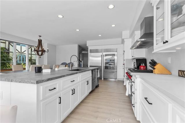 3915 Marcus Avenue, Newport Beach, CA 92663