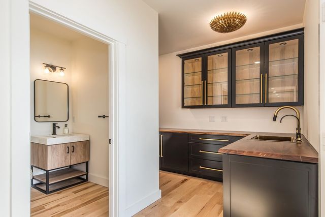 20 Sherwood Road, Rutland City, VT 05701