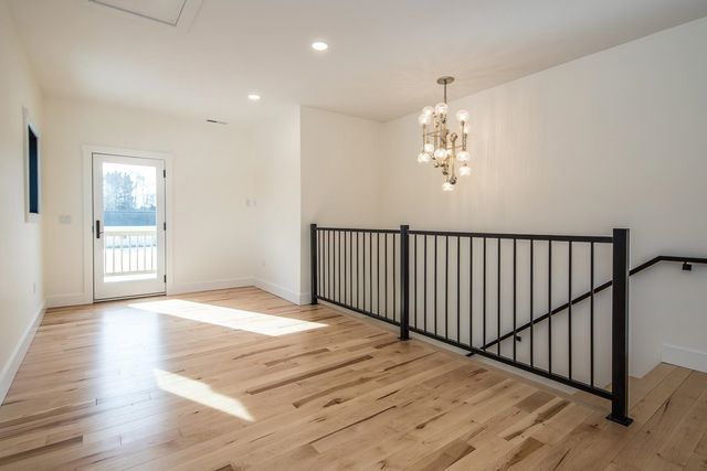 20 Sherwood Road, Rutland City, VT 05701