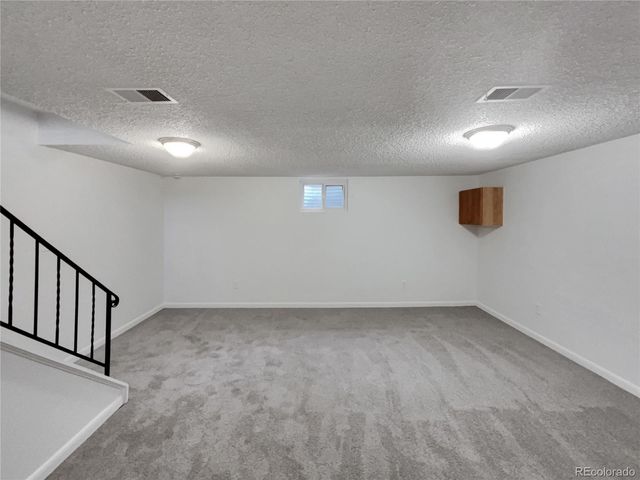 11422 W 17th Place, Lakewood, CO 80215