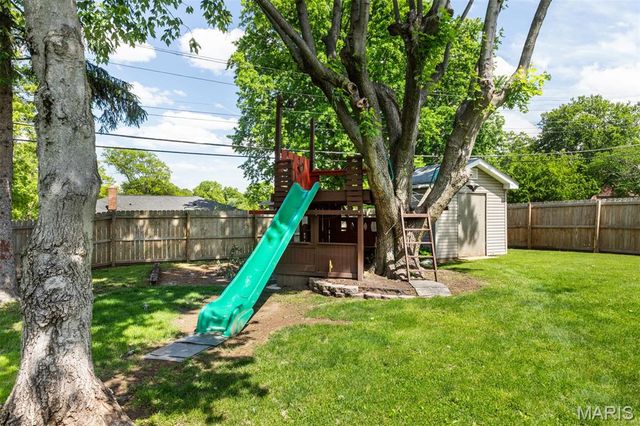 1101 Roxbury Drive, Unincorporated, MO 63125